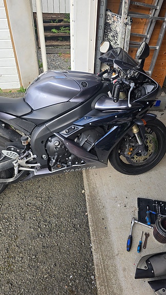 Yamaha YZF-R1 4 of 9