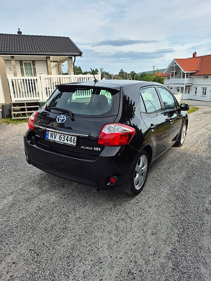 Toyota Auris 3 of 20