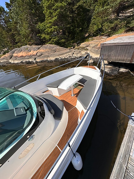 Oceanmaster 630 WA 14 of 17