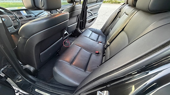 BMW 525d 14 of 22