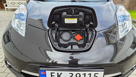 Nissan Leaf 22 of 30