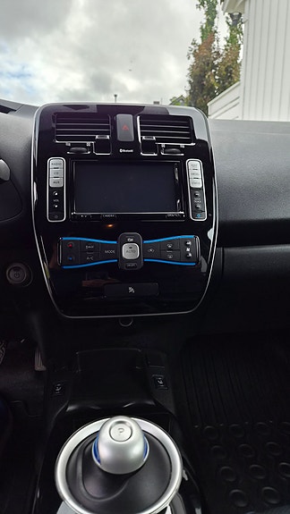 Nissan Leaf 13 of 30
