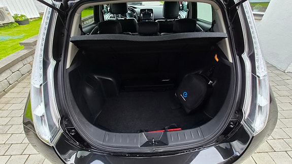 Nissan Leaf 6 of 30