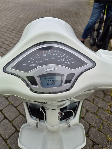 Vespa Primavera 50 7 of 7