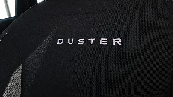 Dacia Duster 10 of 17