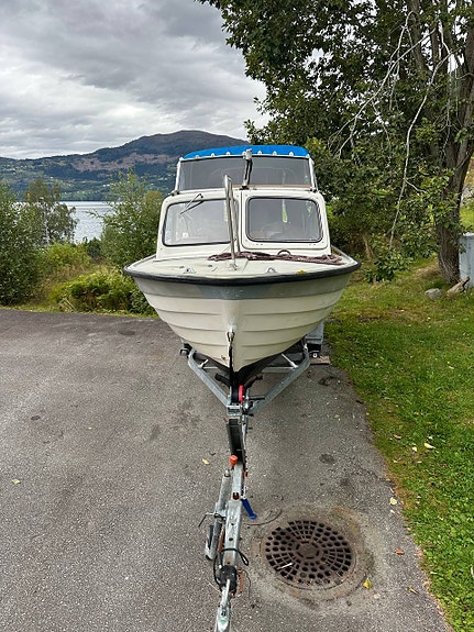 Saga 20 – solid og komfortabel båt med Yanmar diesel 5 of 19
