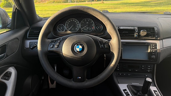 BMW 330Ci 10 of 15