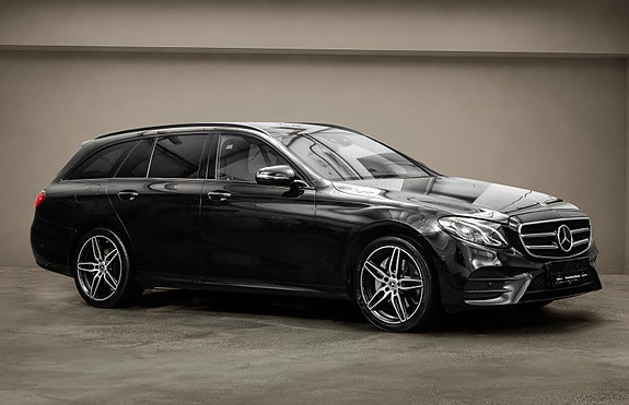 Mercedes-Benz E220 d 3 of 30