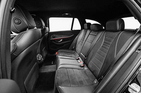 Mercedes-Benz E220 d 22 of 30
