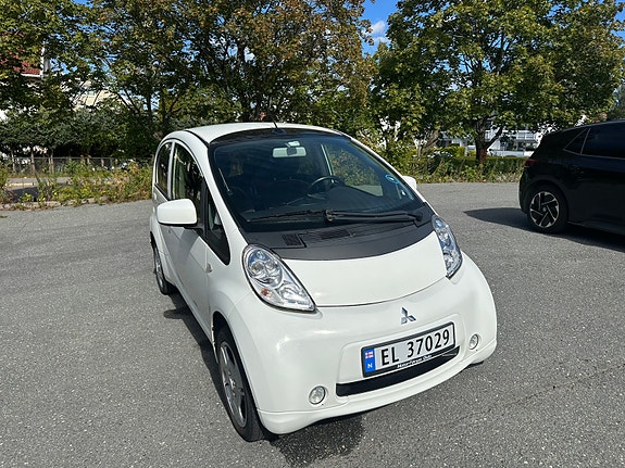 Mitsubishi i-Miev 5 of 18