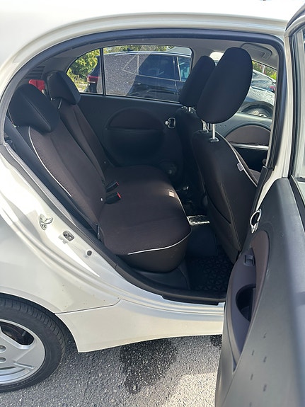Mitsubishi i-Miev 14 of 18