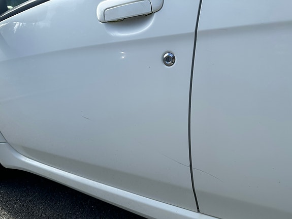 Mitsubishi i-Miev 18 of 18