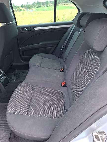 Skoda Superb 22 of 28