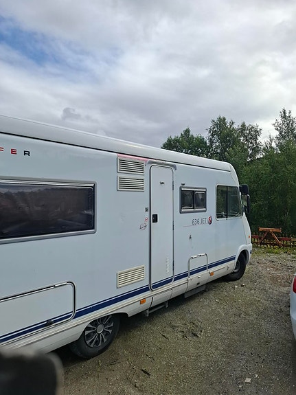 Hymer 7 of 12