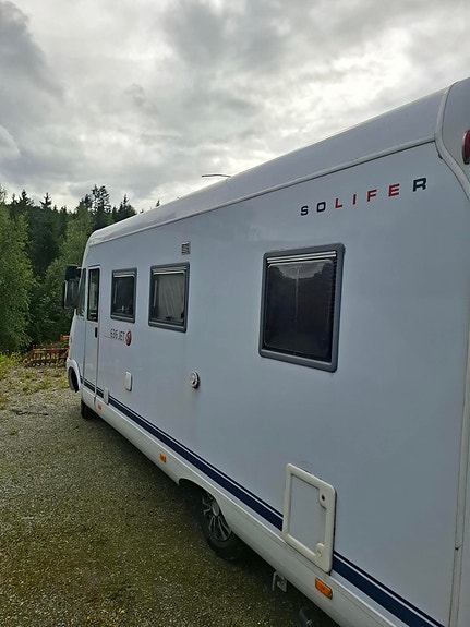 Hymer 2 of 12