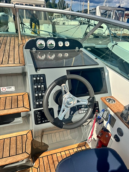 Ibiza 26 Touring Twin Cab 12 of 24