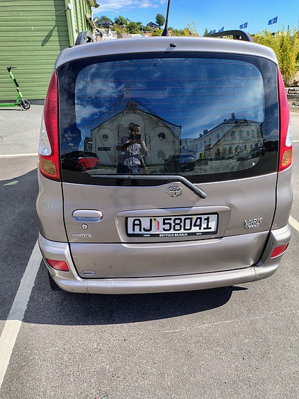 Toyota Yaris Verso 9 of 23