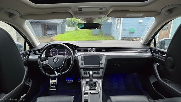Volkswagen Passat Alltrack 11 of 30