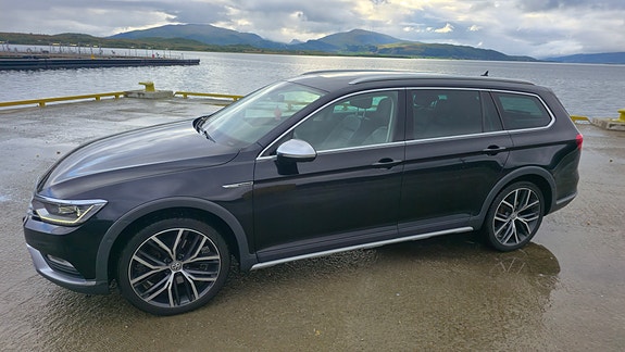 Volkswagen Passat Alltrack 6 of 30