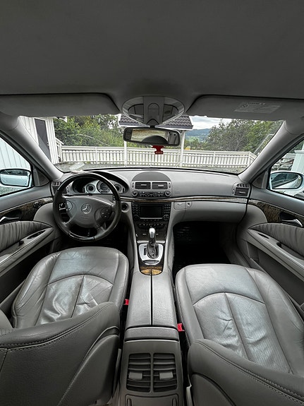Mercedes-Benz E220 d 11 of 14