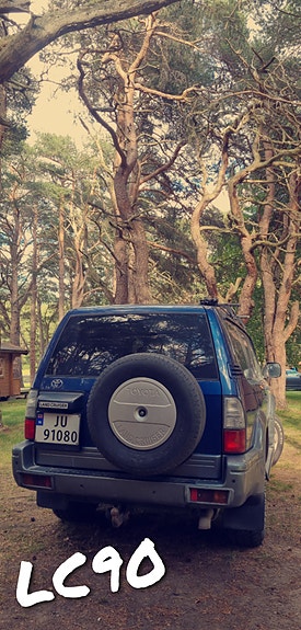 Toyota Land Cruiser 8 of 18
