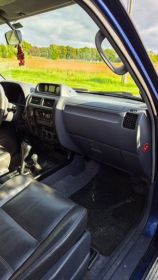 Toyota Land Cruiser 15 of 18
