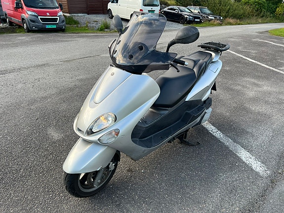 Yamaha YP 125 Majesty 6 of 10