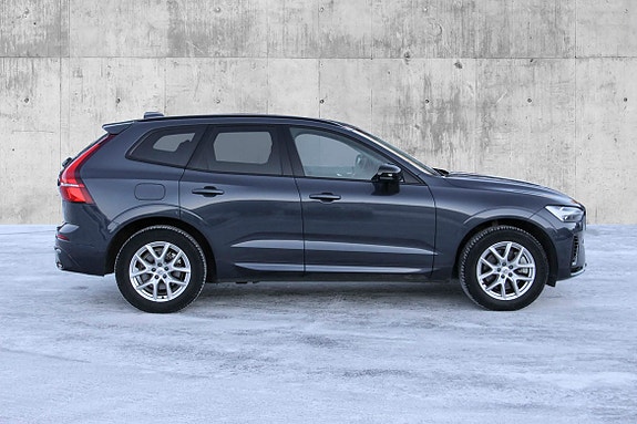 Volvo XC60 8 of 30