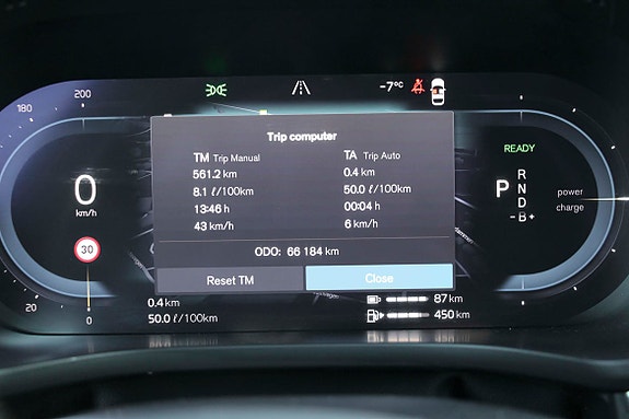 Volvo XC60 27 of 30