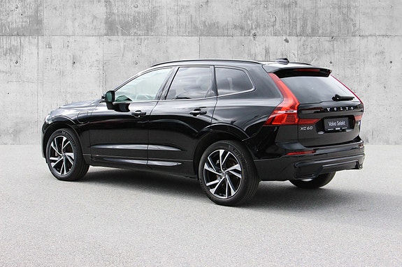 Volvo XC60 5 of 30