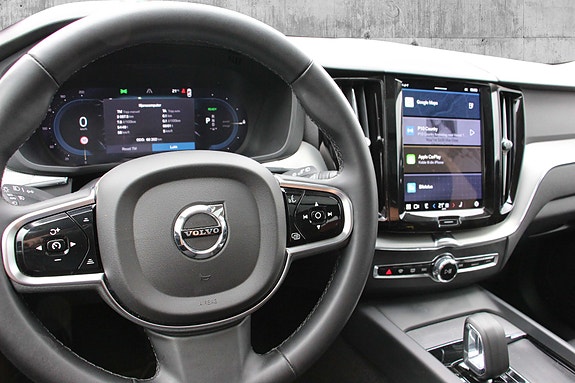 Volvo XC60 22 of 30