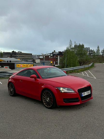 Audi TT 2 of 19