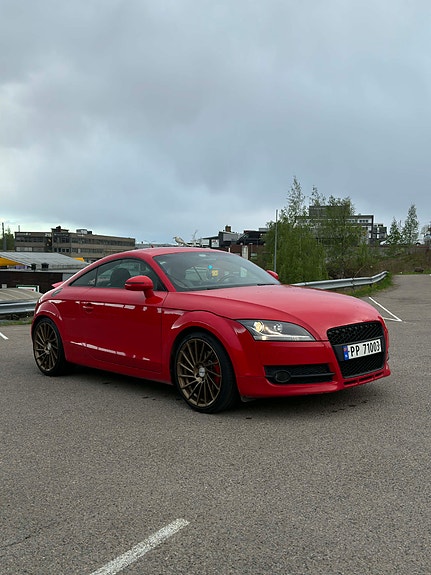 Audi TT 3 of 19