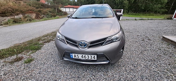 Toyota Auris 7 of 8