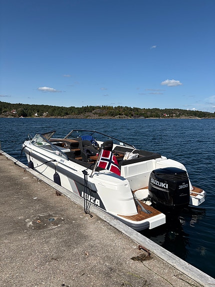 IBIZA 760 TOURING m Suzuki 300 HK for salg. Sjekk utstyr! 2 of 27