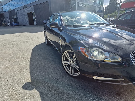 Jaguar XF 3 of 13