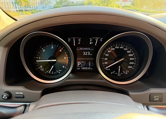 Toyota Land Cruiser 23 of 24