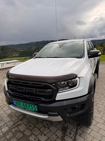 Ford Ranger Raptor 2 of 30