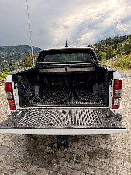 Ford Ranger Raptor 12 of 30