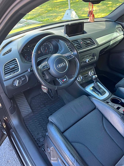 Audi Q3 16 of 16
