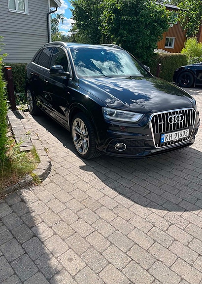 Audi Q3 4 of 16