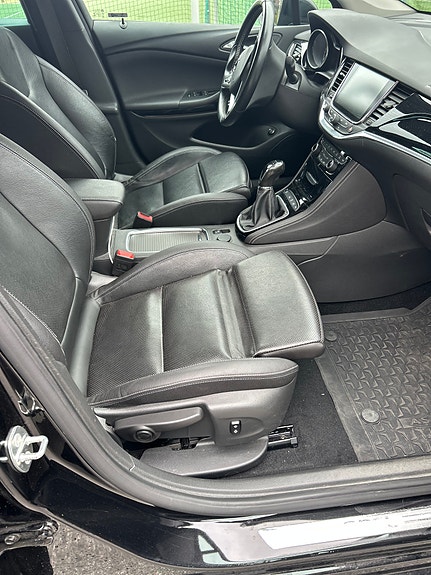 Opel Astra 11 of 24