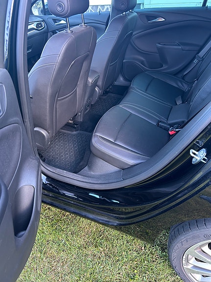 Opel Astra 8 of 20