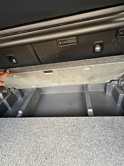 Toyota Auris 19 of 23
