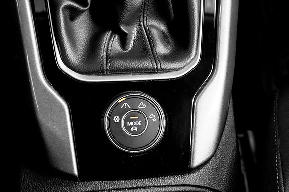 Volkswagen T-Roc 15 of 30