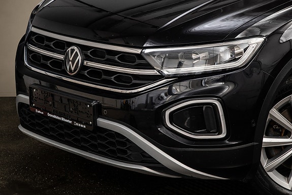 Volkswagen T-Roc 7 of 30
