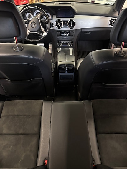 Mercedes-Benz GLK220 5 of 20
