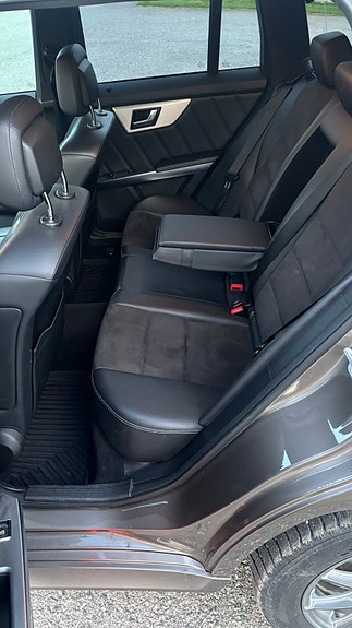 Mercedes-Benz GLK220 13 of 20