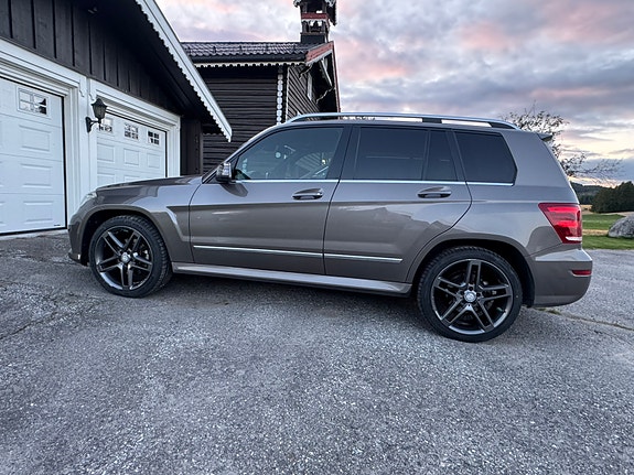 Mercedes-Benz GLK220 20 of 20