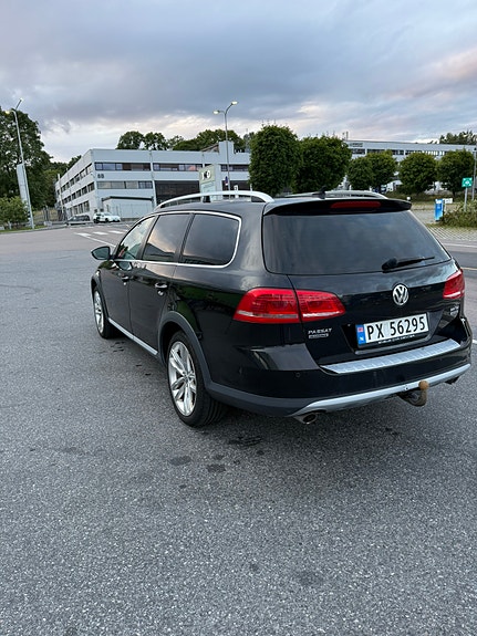 Volkswagen Passat 6 of 15